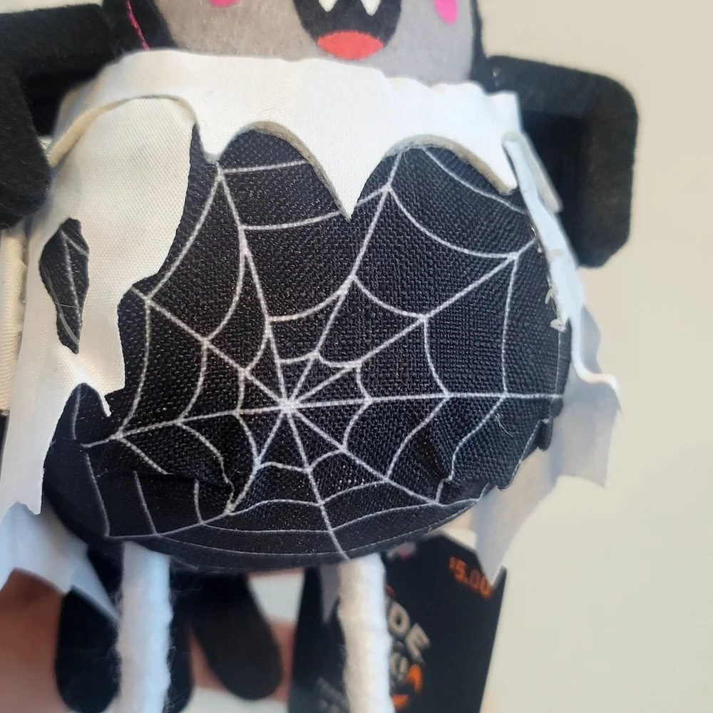 NEW Hyde & EEK! Boutique Featherly Friends 
